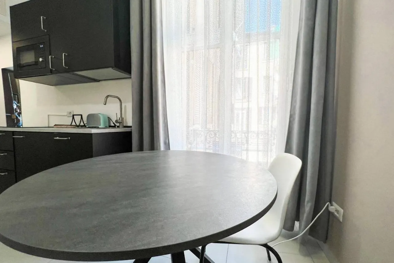 De Angeli New And Lovely Apartment Milão Itália